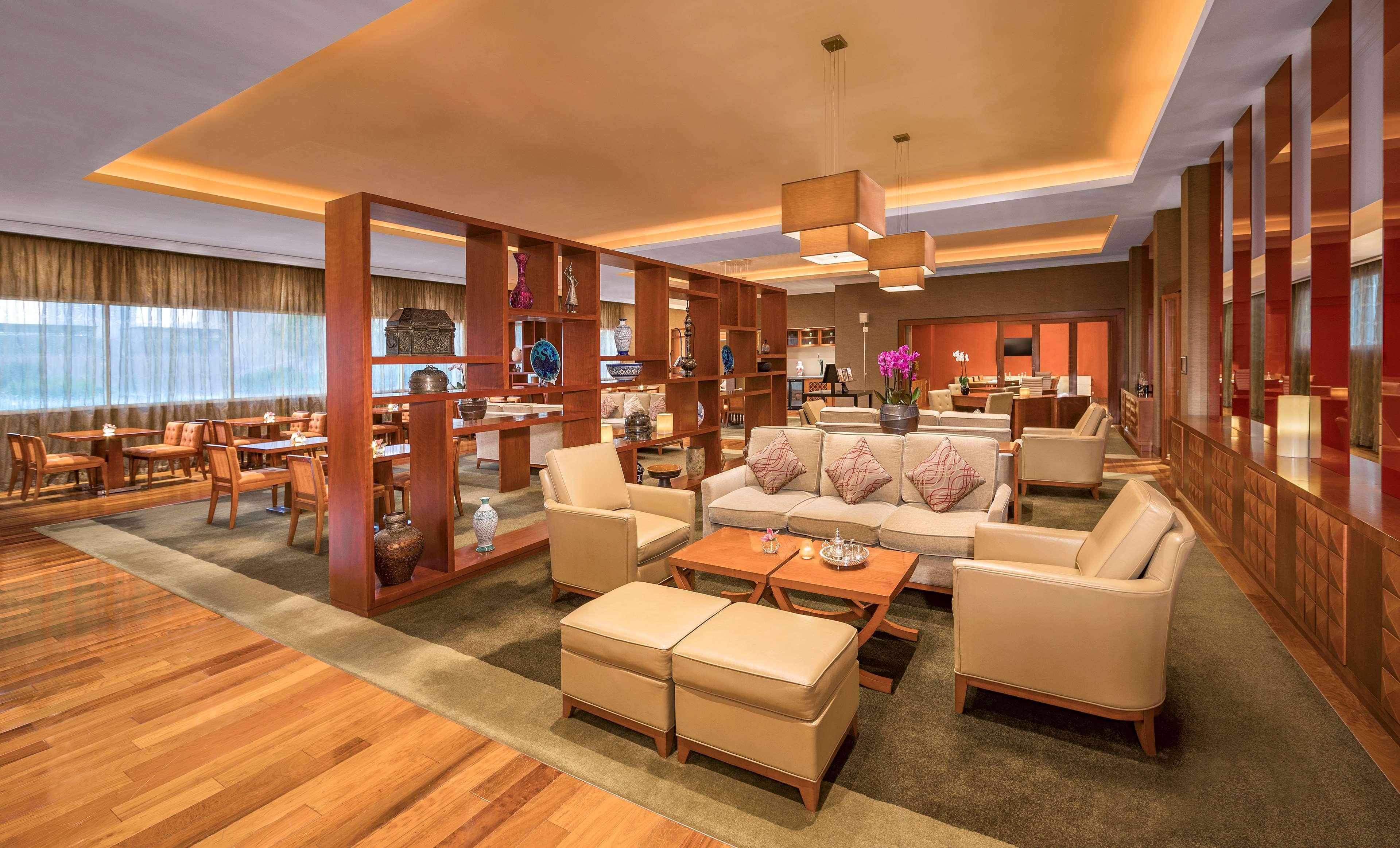 그랜드 하얏트 도하 호텔&빌라 외부 사진 The lounge at the airport
